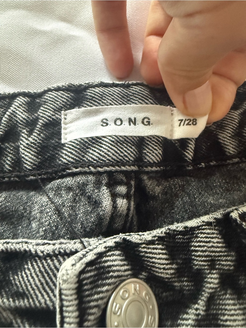 2 pairs of Rebecca Minkoff jeans size 10 ,and Song size 7/28. - Picture 4 of 15
